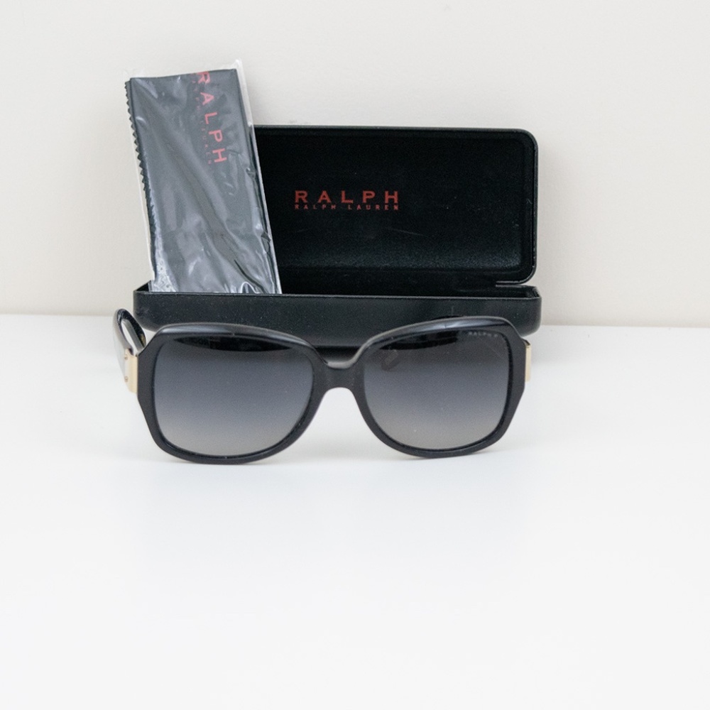 Ralph Lauren RA 5138 Sunglasses Black w/polarized gradient lenses, case + Cloth